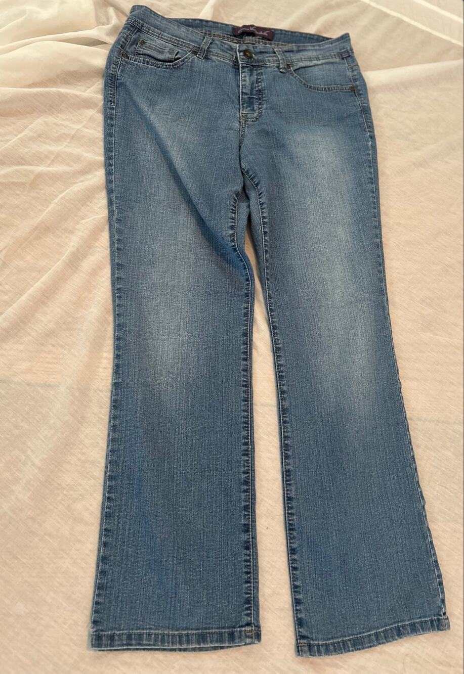 Gloria Vanderbelt jeans, size 12p light blue, straight,